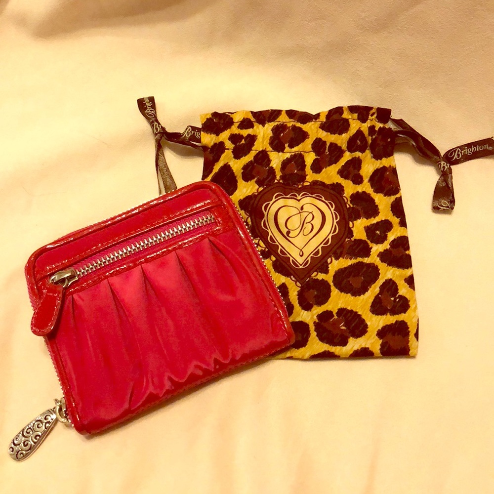 ⭐️Brighton⭐️small pink wallet.